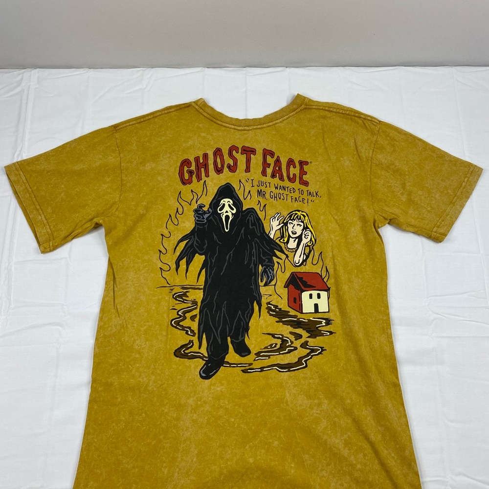 Scream Shirt Men’s Size Medium Mustard Yellow Ghostface Short Sleeve Halloween